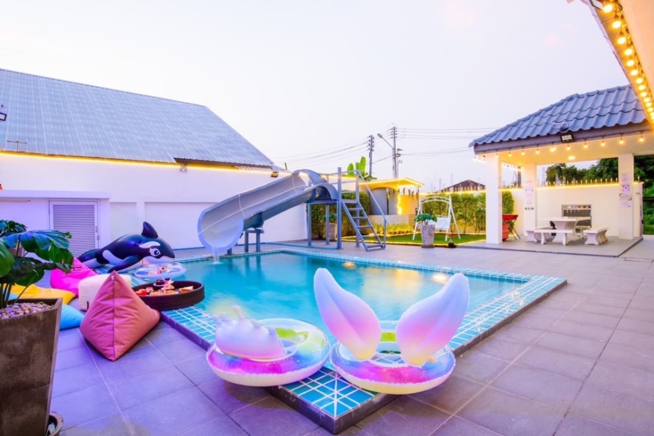 Poppy pool villa บริเวณภายนอก ชลบุรี, พัทยาเหนือ รูปที่ 13