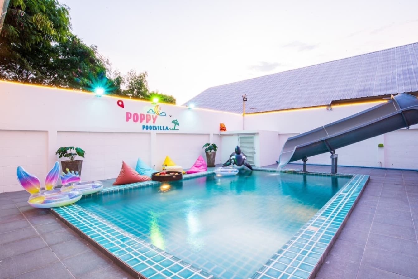 Poppy pool villa บริเวณภายนอก ชลบุรี, พัทยาเหนือ รูปที่ 4
