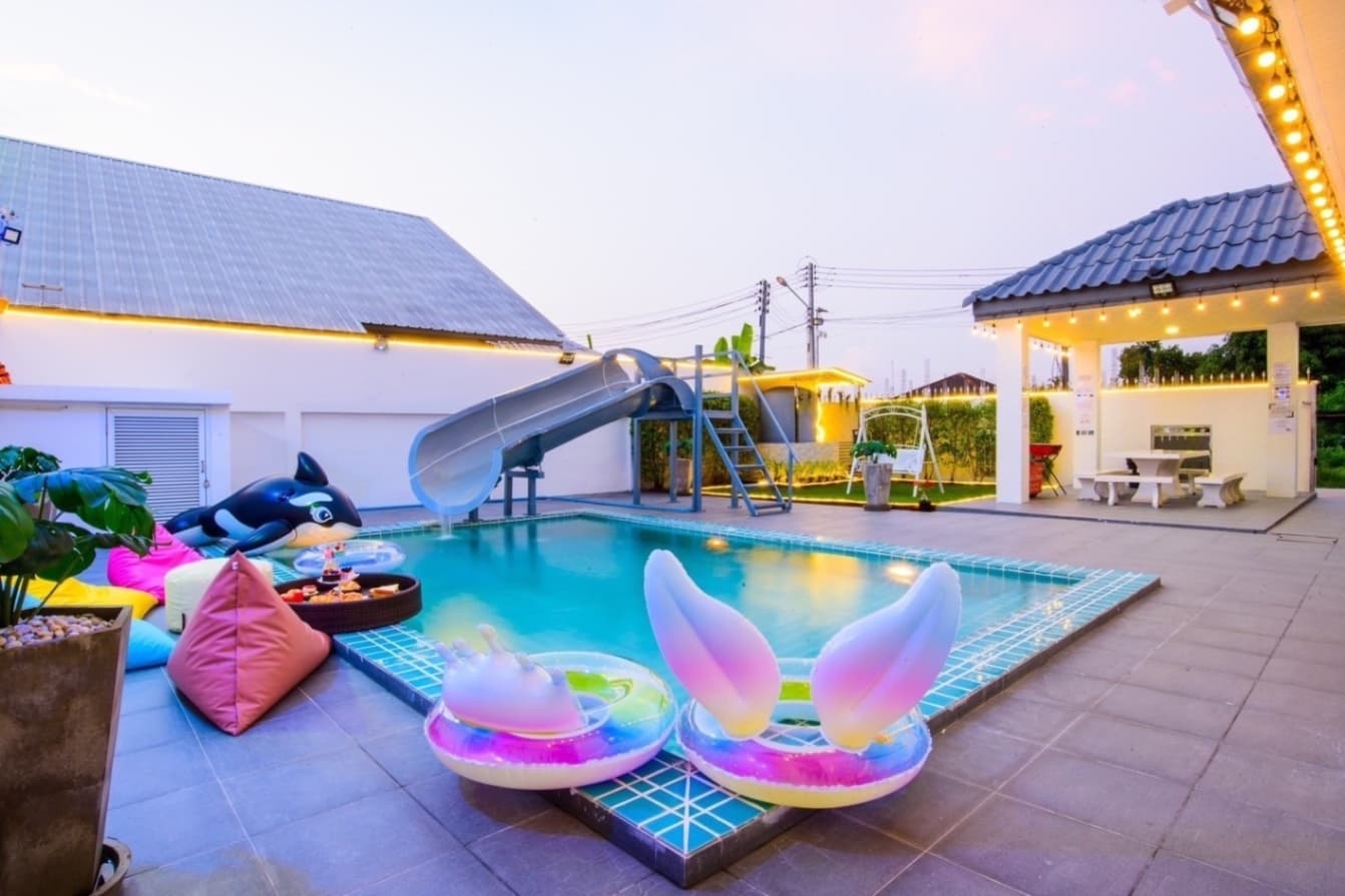 Poppy pool villa บริเวณภายนอก ชลบุรี, พัทยาเหนือ รูปที่ 19