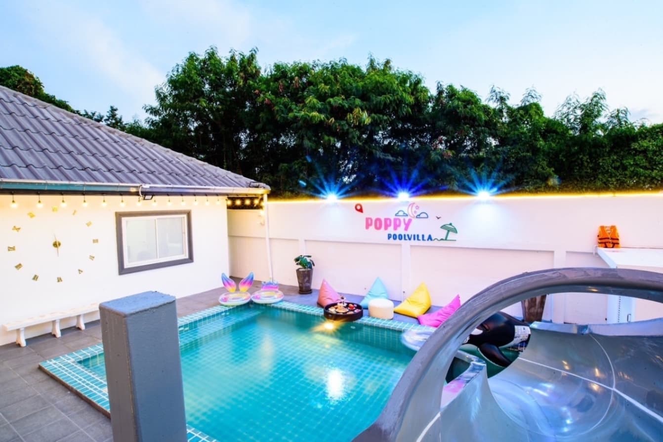 Poppy pool villa บริเวณภายนอก ชลบุรี, พัทยาเหนือ รูปที่ 1