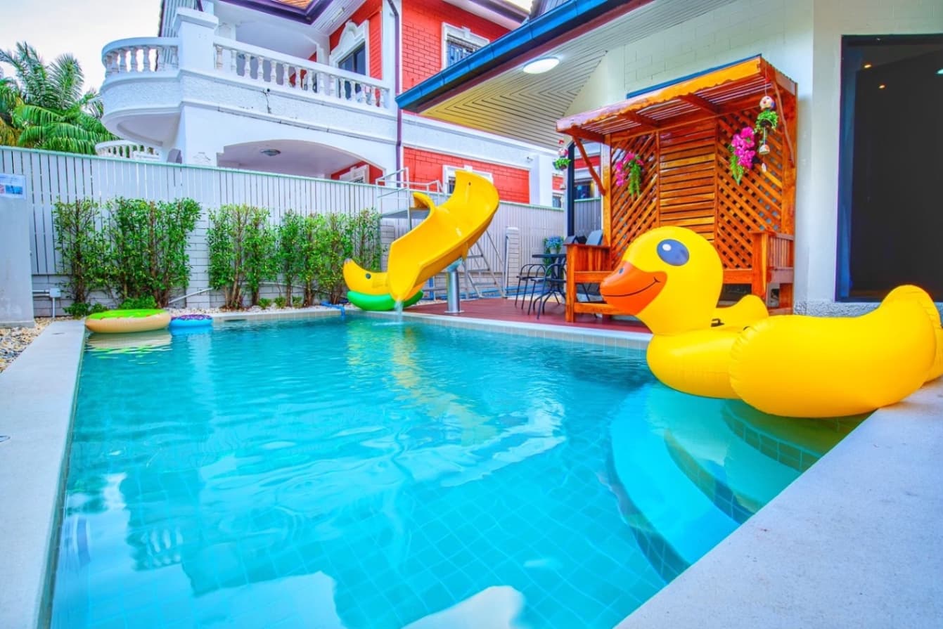 Pop new pool villa exterior in Chon Buri, Phra Tamnak, photo 19