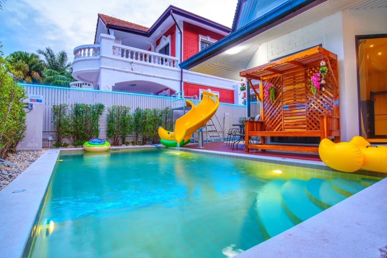 Pop new pool villa exterior in Chon Buri, Phra Tamnak, photo 8