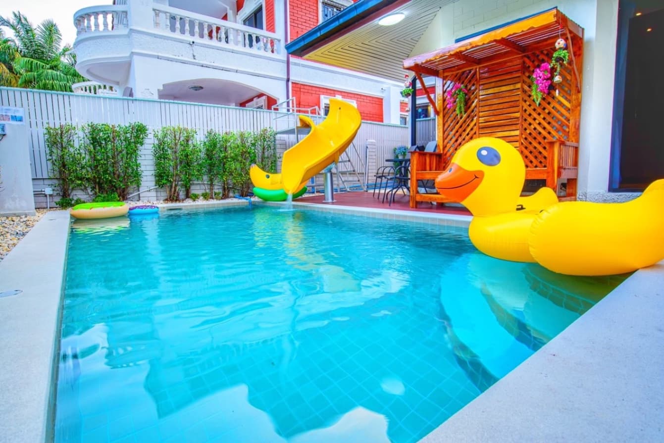 Pop new pool villa exterior in Chon Buri, Phra Tamnak, photo 18