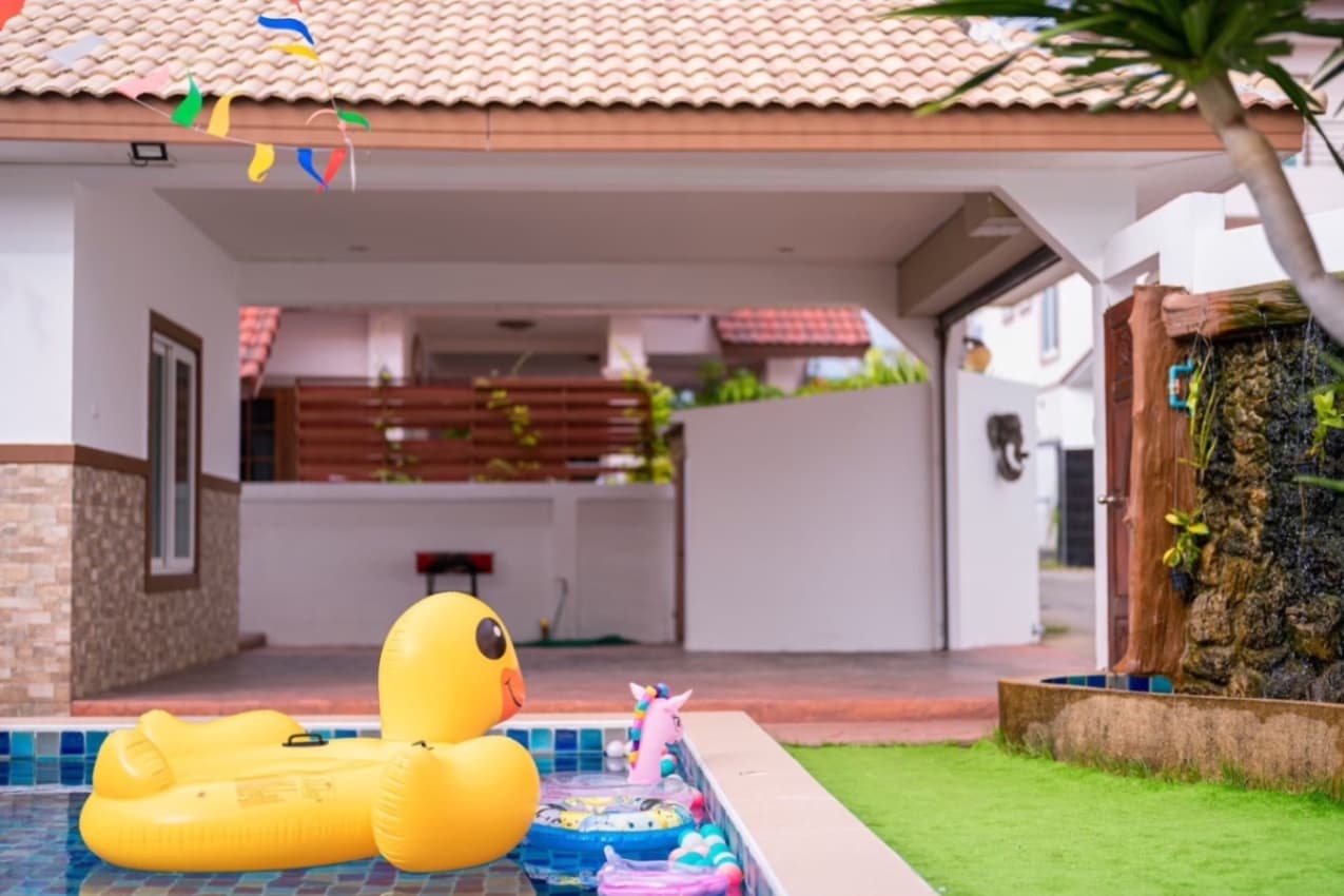 Good time pool villa บริเวณภายนอก ชลบุรี, พัทยาใต้ รูปที่ 15