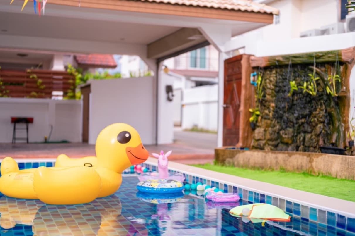 Good time pool villa บริเวณภายนอก ชลบุรี, พัทยาใต้ รูปที่ 17