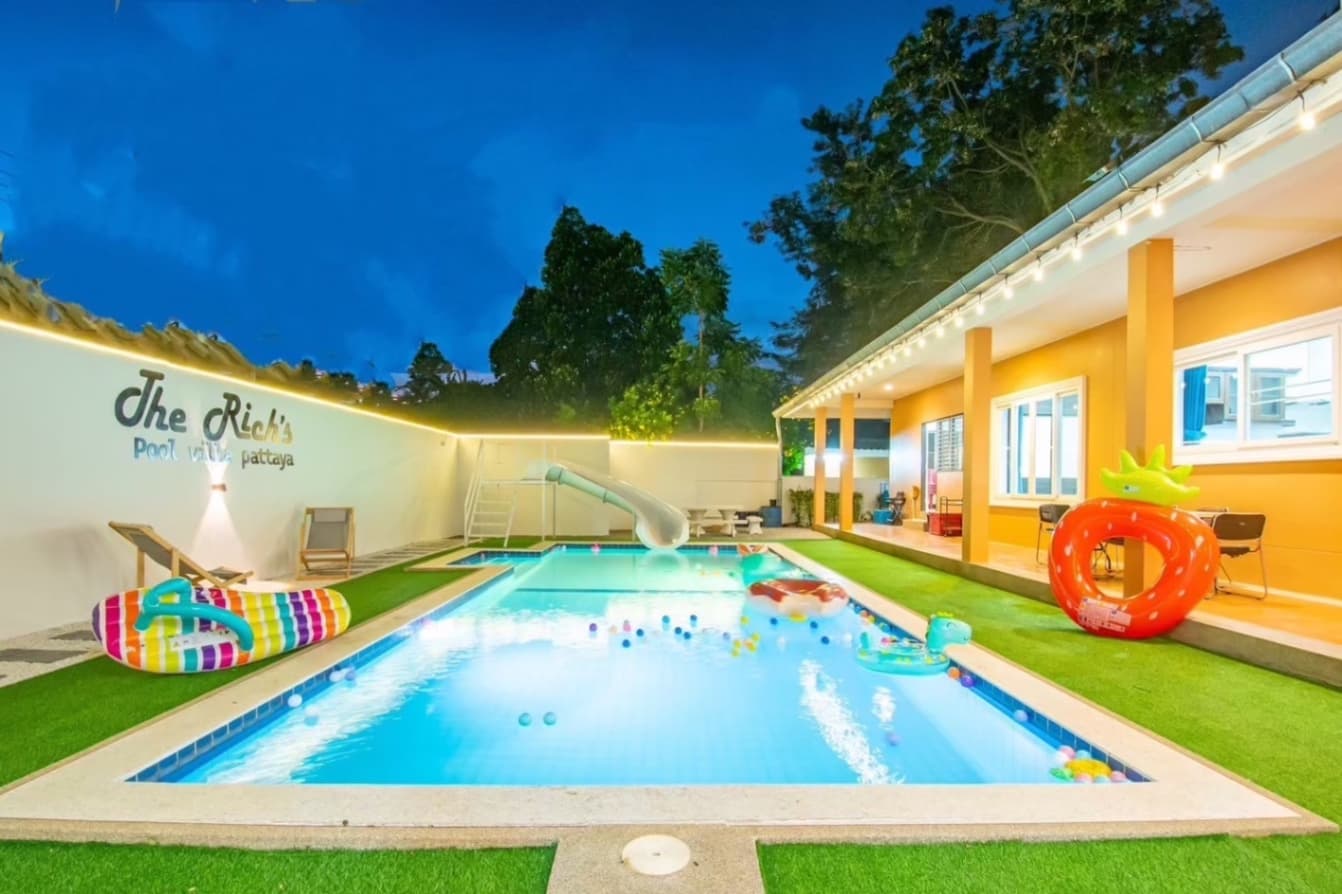 The rich pool villa exterior in Chon Buri, Bang Lamung, photo 8