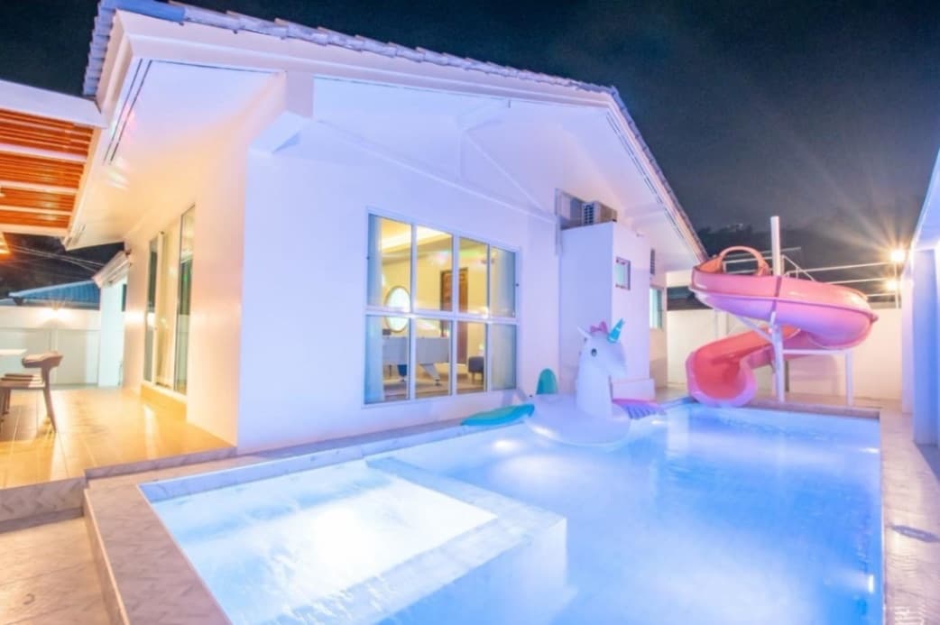 Mermaid pool villa exterior in Chon Buri, Jomtien, photo 11