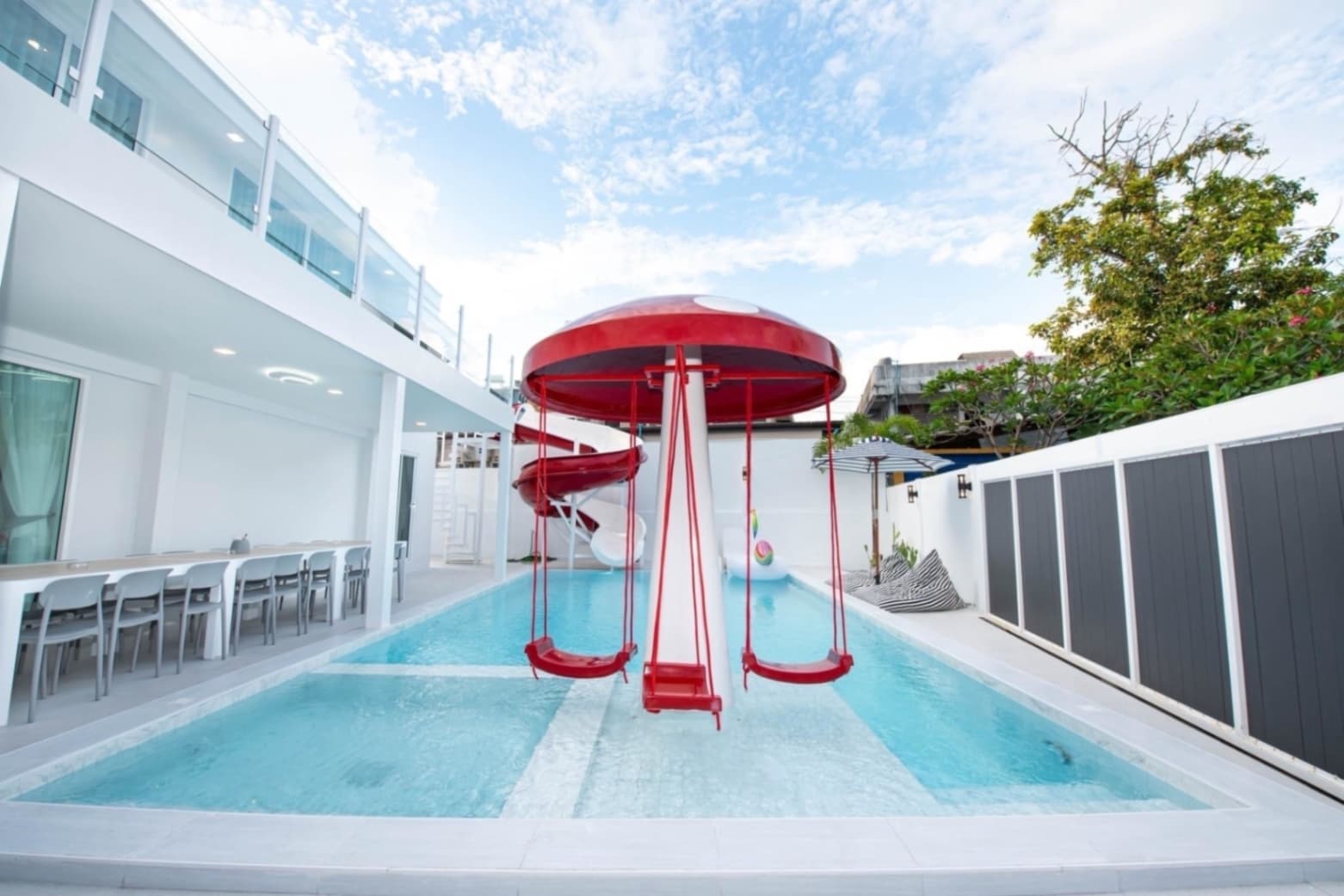 Center point point pool villa บริเวณภายนอก ชลบุรี, จอมเทียน รูปที่ 1