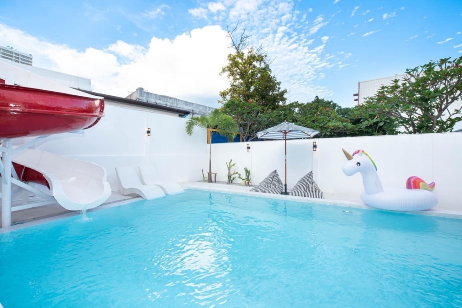 Center point point pool villa บริเวณภายนอก ชลบุรี, จอมเทียน รูปที่ 4